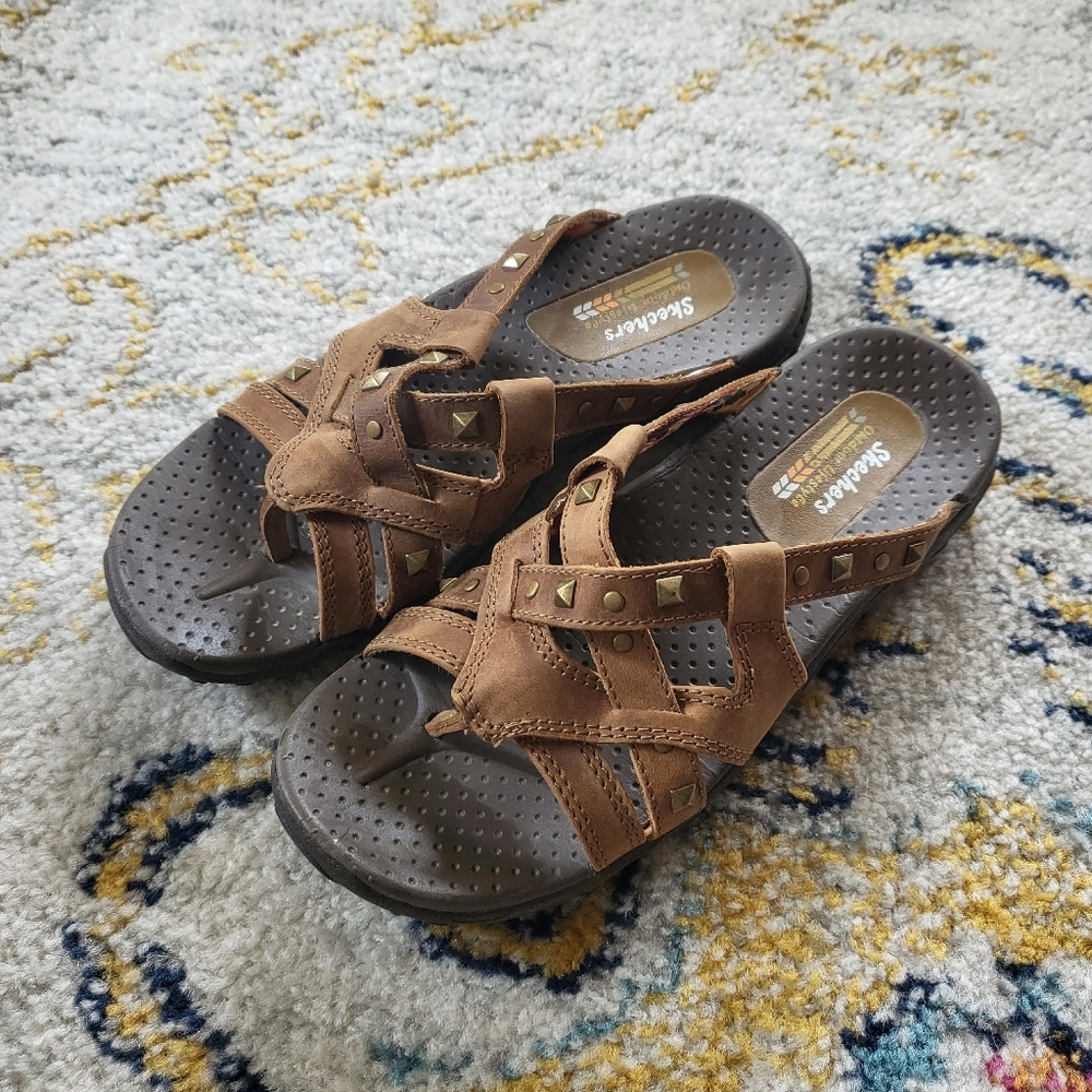Skechers Ladies' Tan Reggae Rockin Thong Sandal Size 6 leather